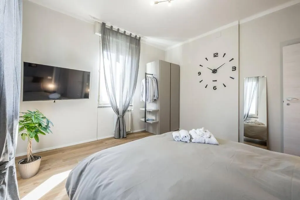 Cucchiari Suite 8C Modena Apartment